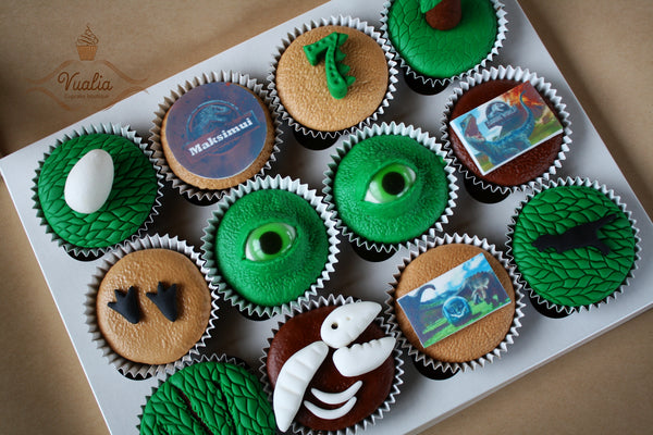 Jurassic World cupcakes