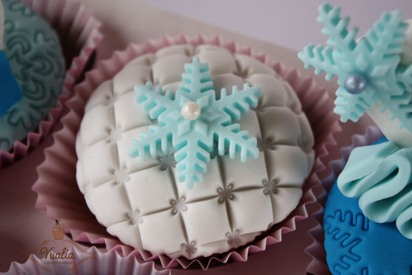 Keksiukai Kalėdoms, Frozen keksiukų, Ledo Šalies herojų, valgomos figūrėlės, keksiukai gimtadieniui mergaitėms, mini cakes, cupcakes from Vualia
